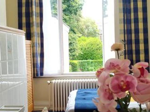 Near Cinquantenaire Park furnished studio ST/LT