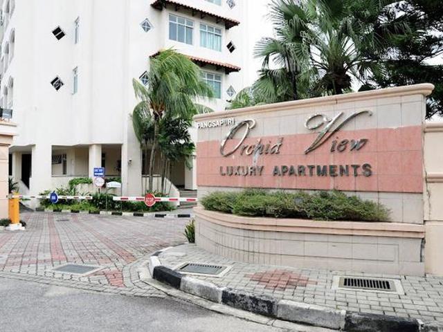 Near CIQ Orchid View Luxury Apartment