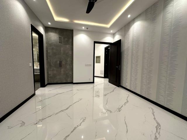Near DHA Raya Magnificent 1 Kanal Ultra Modern Brand New Luxury House For Sale