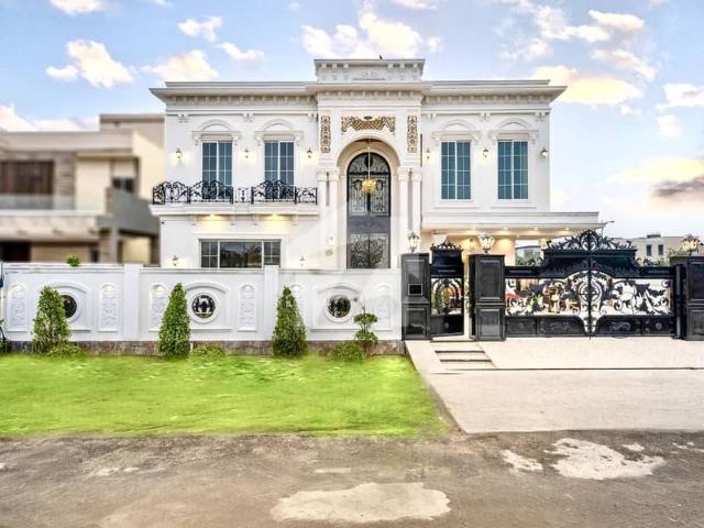 Near DHA Raya 1 Kanal Spanish Style Luxury Elegant Architecture Villa For Sale In DHA Phase 6 Prime Location