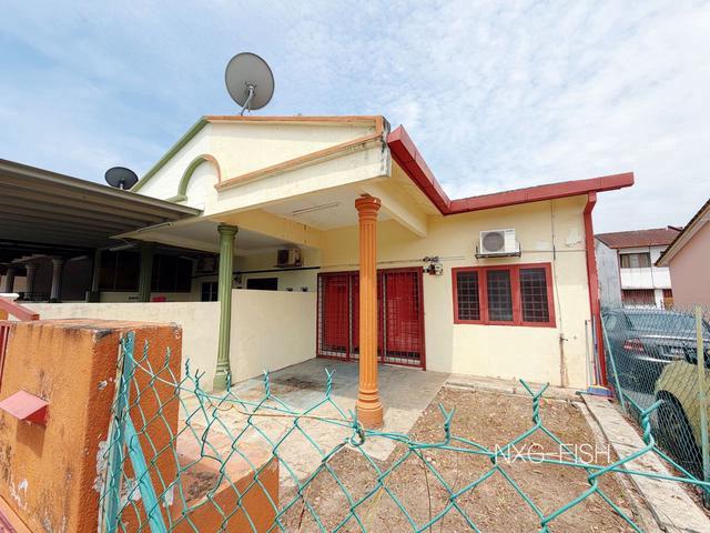 NEAR ECONSAVE FULL LOAN ENDLOT Kampung Jawa Klang Single Storey House