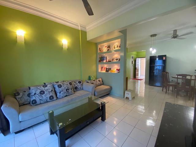Near IOI Mall Sri Bayu Apartment Jln Pipit Bandar Puchong Jaya
