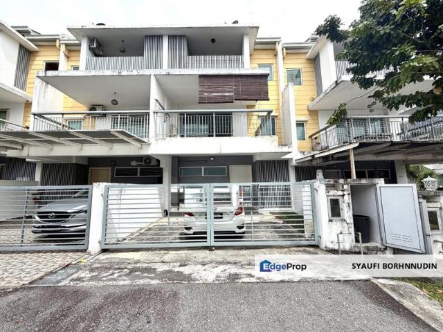 [NEAR KTM] Renovated 2.5 Storey Terrace Taman Nadayu 92 Kajang