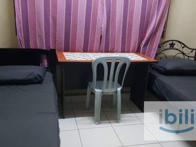 [NEAR KTM] Suriamas Condo near Sunway Pyramid, Mentari, NPE, Federal, Medium Room