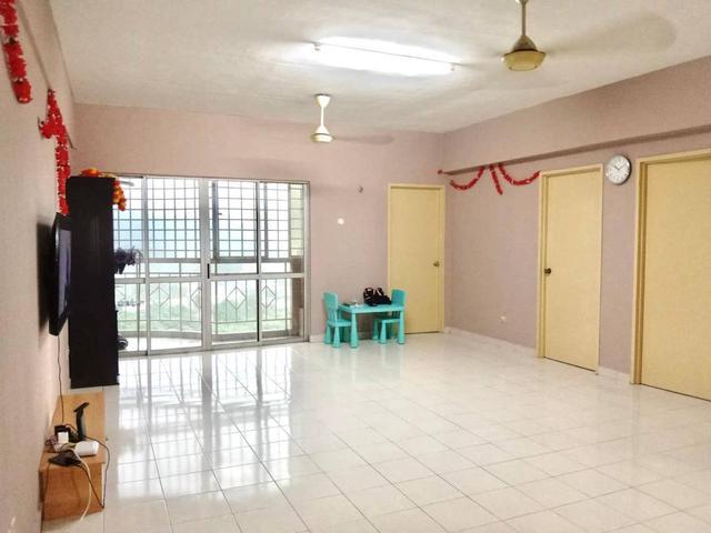 Near KTMB Zamrud Apartment Old Klang Road