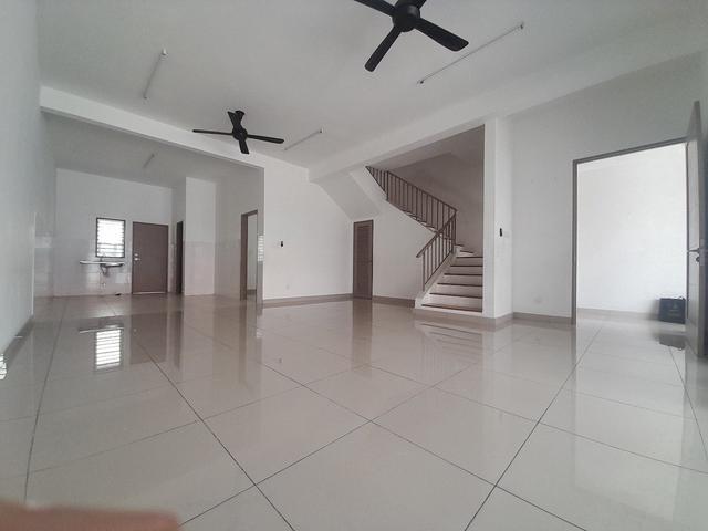 NEAR LRT BIG SIZE24x75 Kota Bayuemas Klang 2 Storey