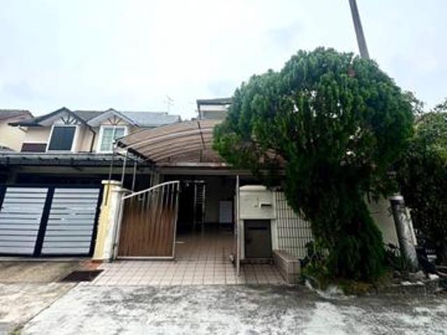 NEAR LRT FREEHOLD Double Storey Terrace BK 2 Bandar Kinrara KL