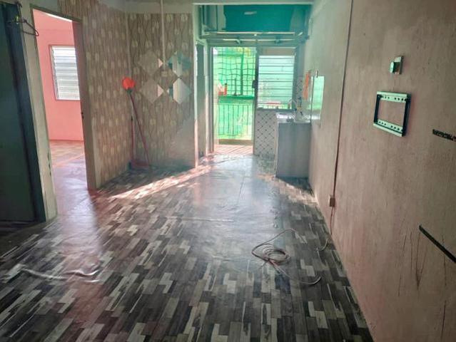 NEAR LRT FREEHOLD Pangsapuri Senja Kajang Selangor FOR SALE