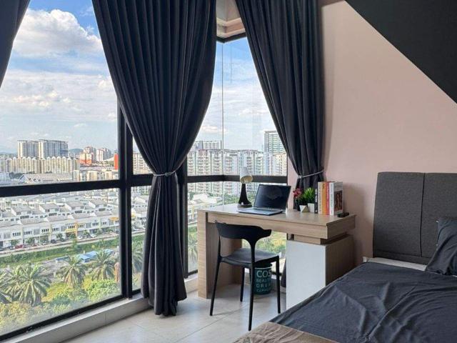 near LRT Medium Room Open View Fully Furnished Free WiFi for Rent @ Nova Saujana, Subang Airport