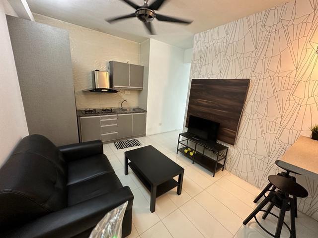 Near lrt monorail mrt stations 2r1b fully furnished Available now
