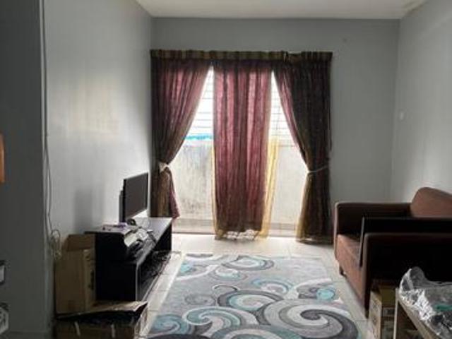 Near LRT MRT Top Floor Mandarina Court Cheras For Sale