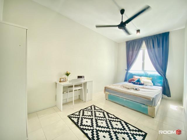 Near LRT Sri Petaling Line ️: Fully Furnished Room for Rent in Bukit Jalil