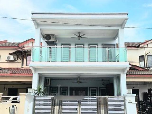 Near Lrt station 2 Storey Terrace Taman Puchong Prima