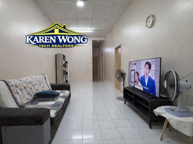 NEAR PLAYGROUNDBANDAR PUTERI JAYA FULLY EXTENDED 1 Storey Terrace