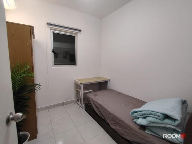 ‼️NEAR RAPID KL BUS ⭐️ Residensi Riamas, Single Room Fully Furnished @ NEW Aircond Wardrobe Table Chair Mattress