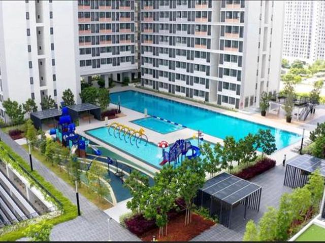 Near Subang ALMINA Town CittaMall FREEHOLD 2R1B Unblock Lakeview