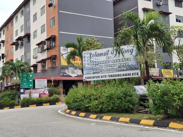Near Surau Kenanga Apartment Taman Bunga Raya Rawang
