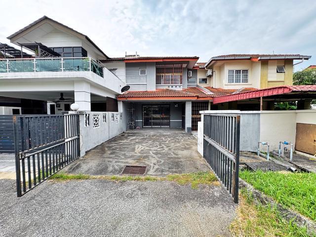NEAR SURAU 2 Storey Terrace Seksyen 6 Bukit Mahkota Bangi FREEHOLD