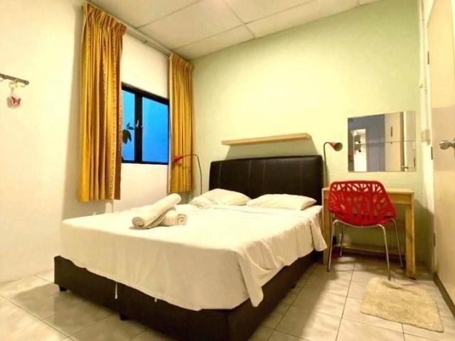 Near to MRT Raja Chulan, Bukit Bintang, Bukit Ceylon No Depo Room attach Toilet ❗