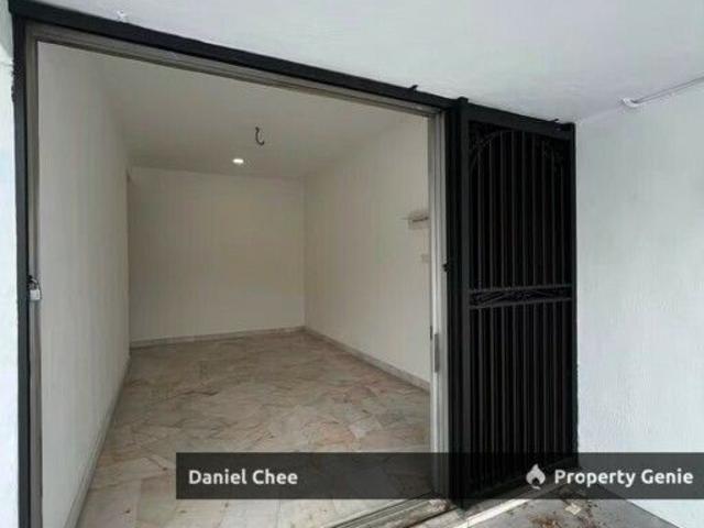 Near to Aeon Kinta City Renovated Terrace For Rent