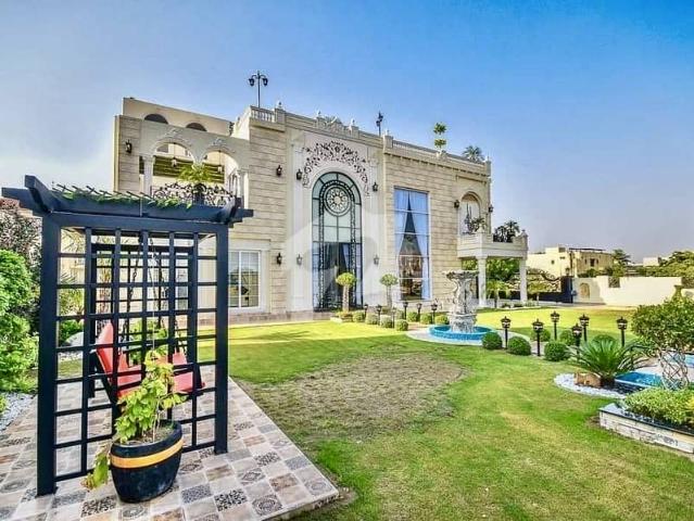 Near To DHA RAYA Elegant 30 Marla Full Basement Spanish Design Villa For Sale In DHA Phase 6 Ready To Move In