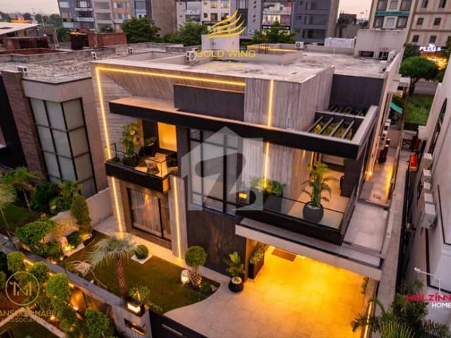 Near To Park 1 Kanal Modern Beautiful Design Bungalow For Sale At Prime Location In DHA Phase 7 100% ORIGNAIL ADD
