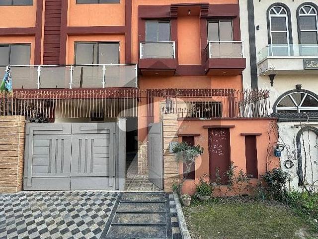 Near to Park Citi Housing Society House Sized 5 Marla