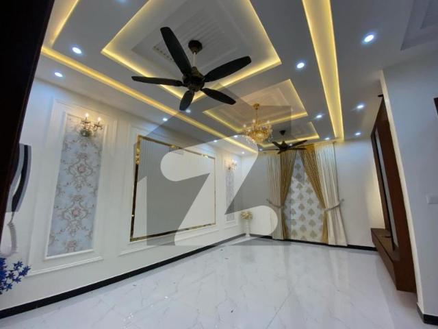 Near to Park Citi Housing Society House Sized 5 Marla Citi Housing Society