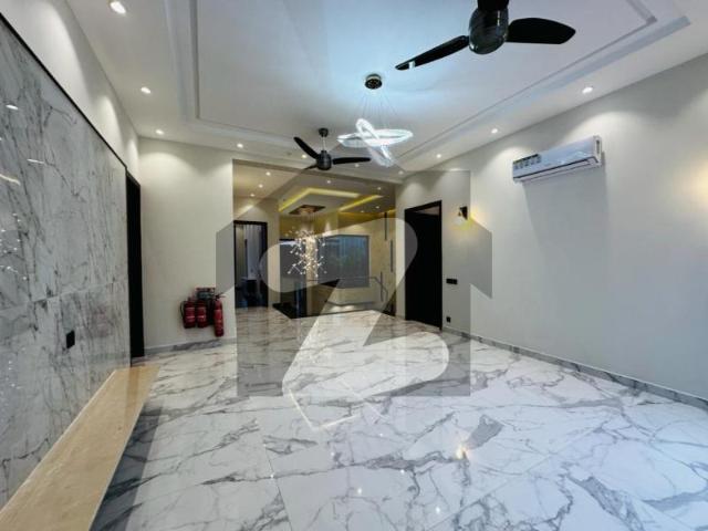 Near To Park Masjid & Commercial Market 1 Kanal Modern Design Most Beautiful Bungalow For Sale At Prime Location DHA Phase 3
