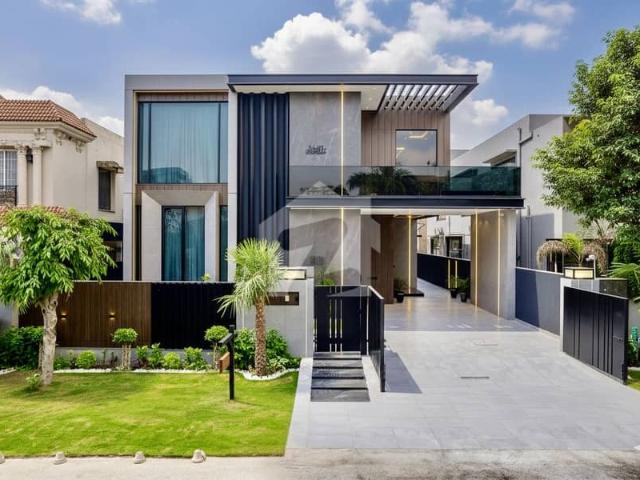 Near to raya kanal brand new full furnished modren bungalow for sale at prime location in dha phase 7