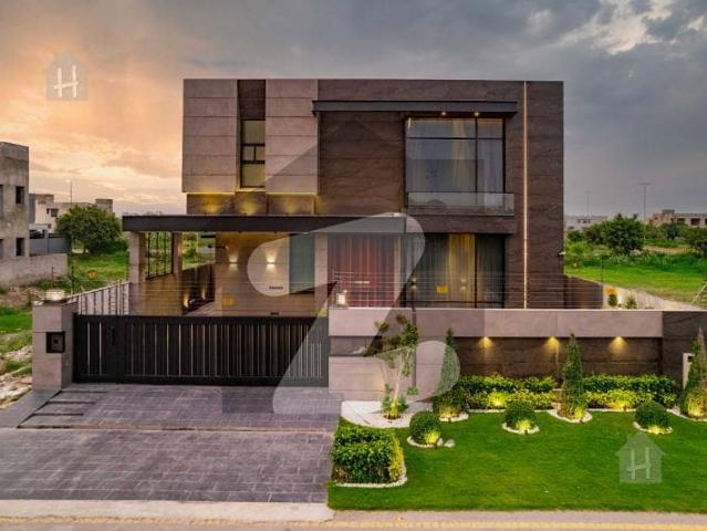 Near To Ring Road & Airport 1 Kanal Modern Design Top Notched House