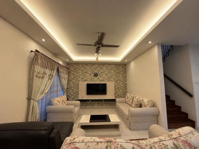 Near Toll UtaraBandar Laguna Merbok 2 Storey Semi D For Sale