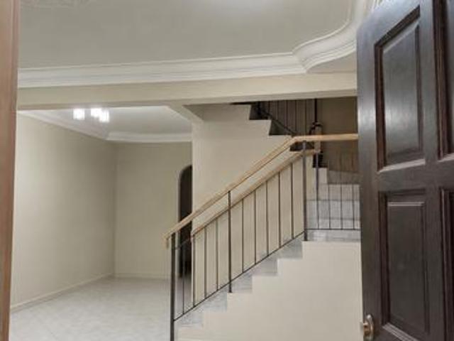 Near UTM Pulai Perdana 2Storey House For Rent