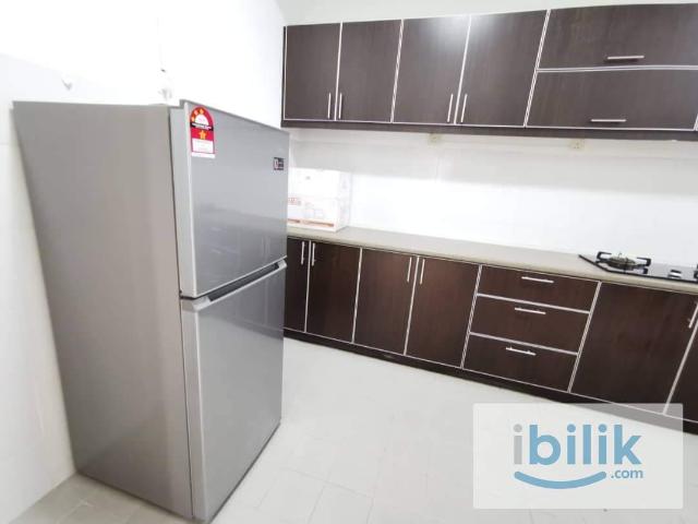 Near UITM & Hospital Selayang Female Only Fully Furnished Queen Size Bed Room at 162 Residency, Selayang