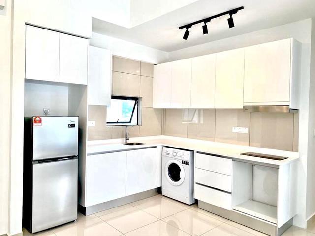 NEAR VILLAGE GROCERWELL MAINTAIN UNITAstoria AmpangFULLY FURNISHED