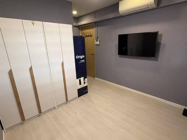 Near Yishun MRT! Common room at 204 yishun street 21 for rent! Aircon wifi!