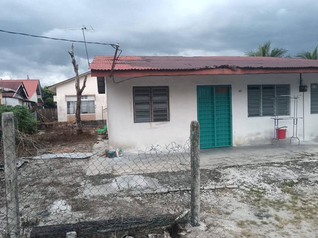 NEARBY BATH GAJAH House for sale