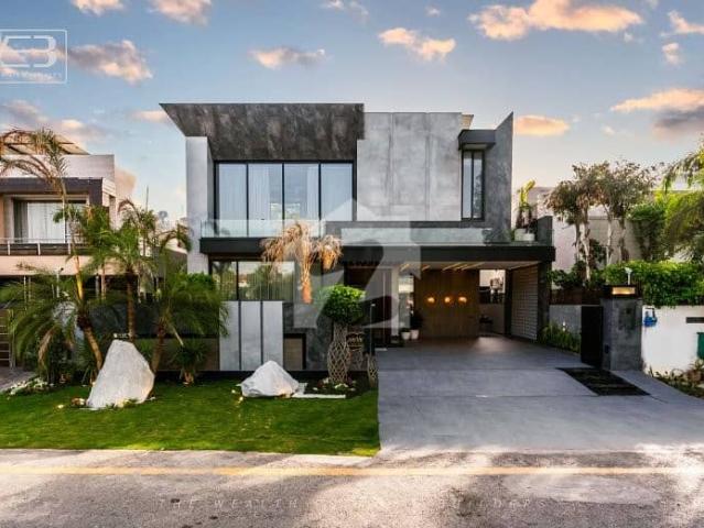Nearby Dolman Mall 1 Kanal Furnished With Basement And Pool House In Phase 6 DHA