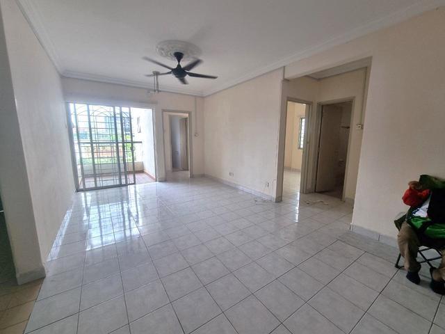 Nearby LRT SALAK SELATAN MENTARI CONDO CHERAS PERMAISURI