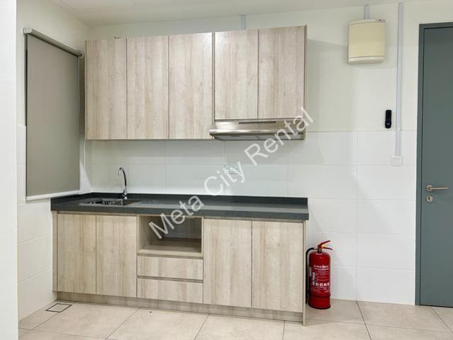 Nearby MRT Station Meta City Condo 864 Sft Seri Kembangan