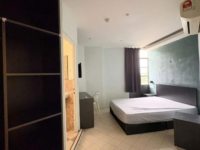 NEARBY SUNWAY PYRAMID, BRT MENTARI STATION, LOW DEPOSIT