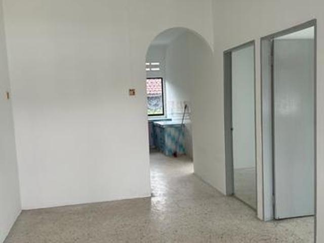 Nearby Pasar Taman Kaya End Lot Single Storey For Sale