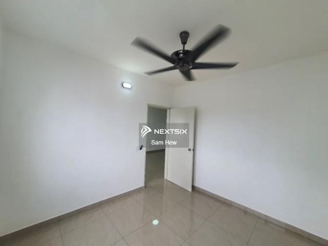Nearby Toppen Shopping, Johor Jaya, Taman Gaya, Mount Austin Corner Lot 5 Bedroom 5 Bathroom Land Size 4197 Sqft Freehold Non Bumi Lot Guard & Gated Security Fee RM65