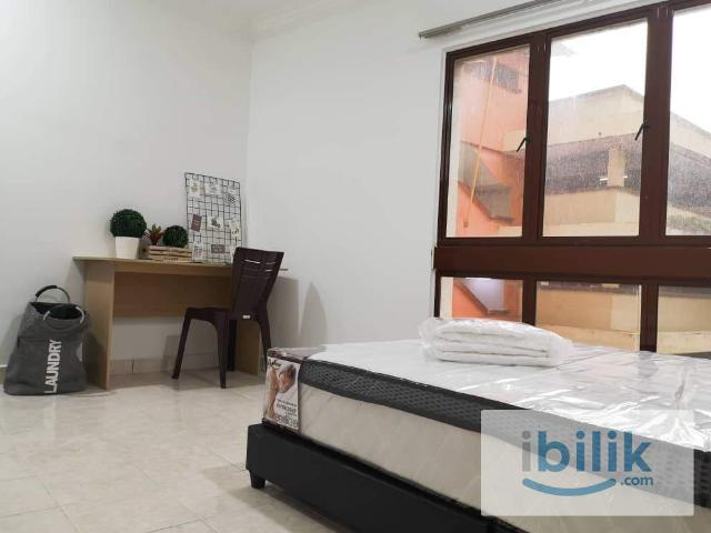 Nearest block to MRT Low floor ‼️PROMO end 30 june‼️ Limited offer ️Block F Queen Bed fully furnished ready move in