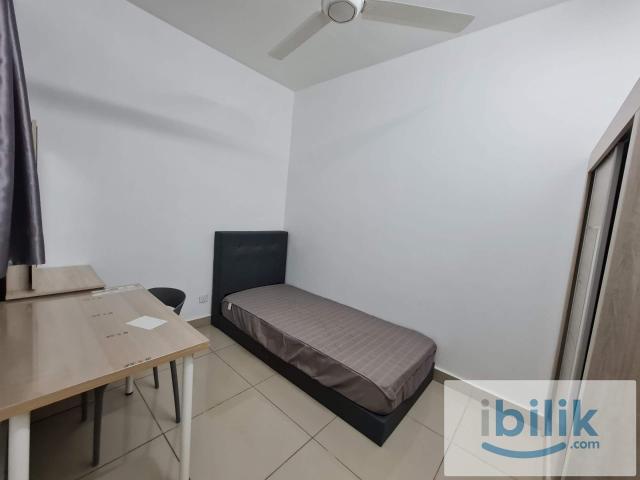 Nearest block to lrt, medium bedrom, available now