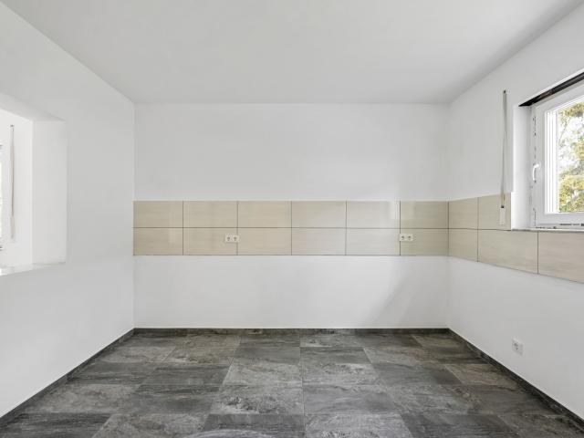 Nebenkosten, for rent at Baumholder 55774