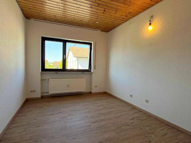 Nebenkosten, for rent at Forst 76694