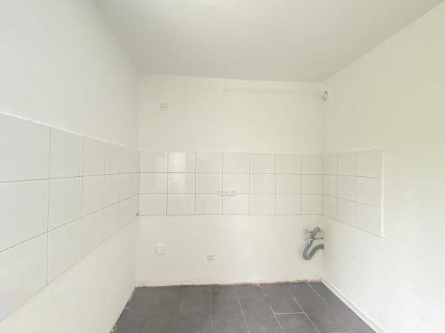 Nebenkosten, for rent at Potsdamer Straße 19, Hassels, Düsseldorf 40599