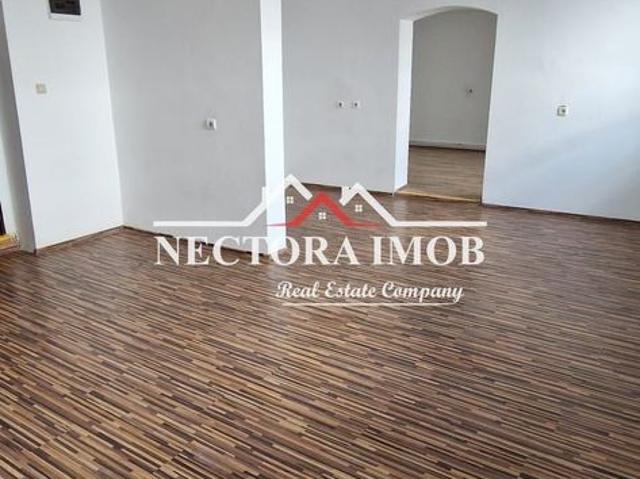 NECTORA IMOB Spatiu Comercial/Apartament 5 camere, 150 mp, Str. Primariei
