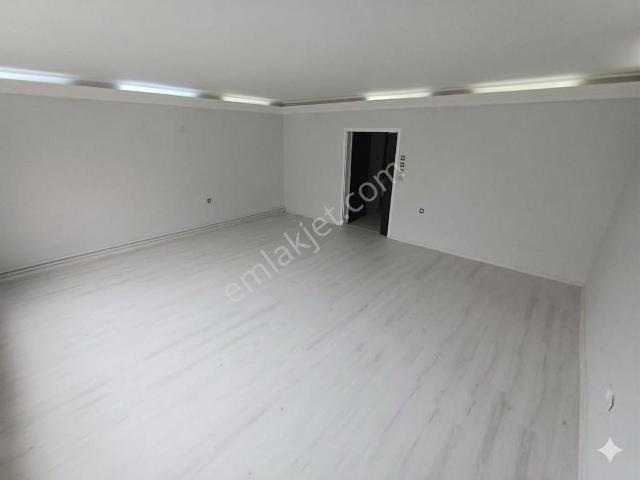 Necatibey Yeşilırmak Sokak'ta Satılık, Yapılı 3+1 Konut/ofis